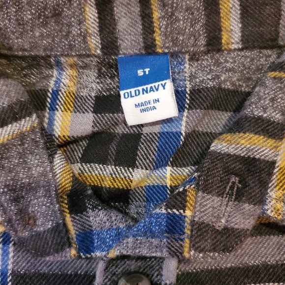 NWT Long Sleeve Fleece Shirt - Size 5T - Picture 3 of 3